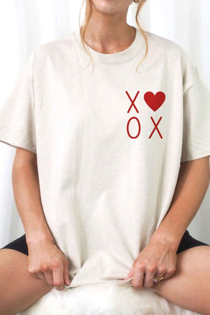 XOXO VALENTINES POCKET GRAPHIC TEE